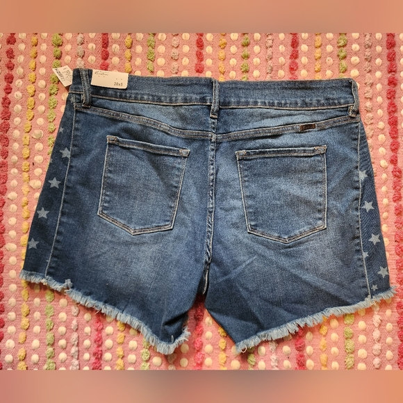 KanCan Maurices Denim Star Jean Shorts Size 20 New With Tags - Picture 5 of 8
